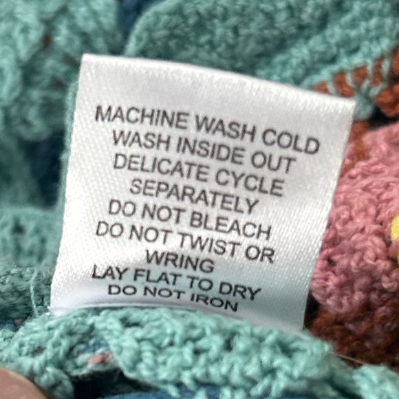 WITTY FOX Granny Square Crochet Crop Tank Top Boho Festival Indie Beach Y2K Sz S - Picture 11 of 12